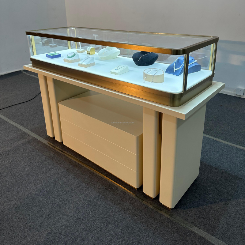 custom.Stainless Steel Jewelry - Luxury Watch Store recensie en prijs