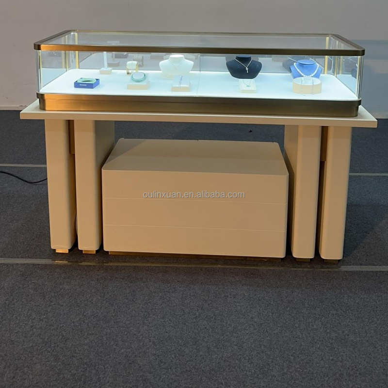 custom.Stainless Steel Jewelry - Luxury Watch Store recensie en prijs