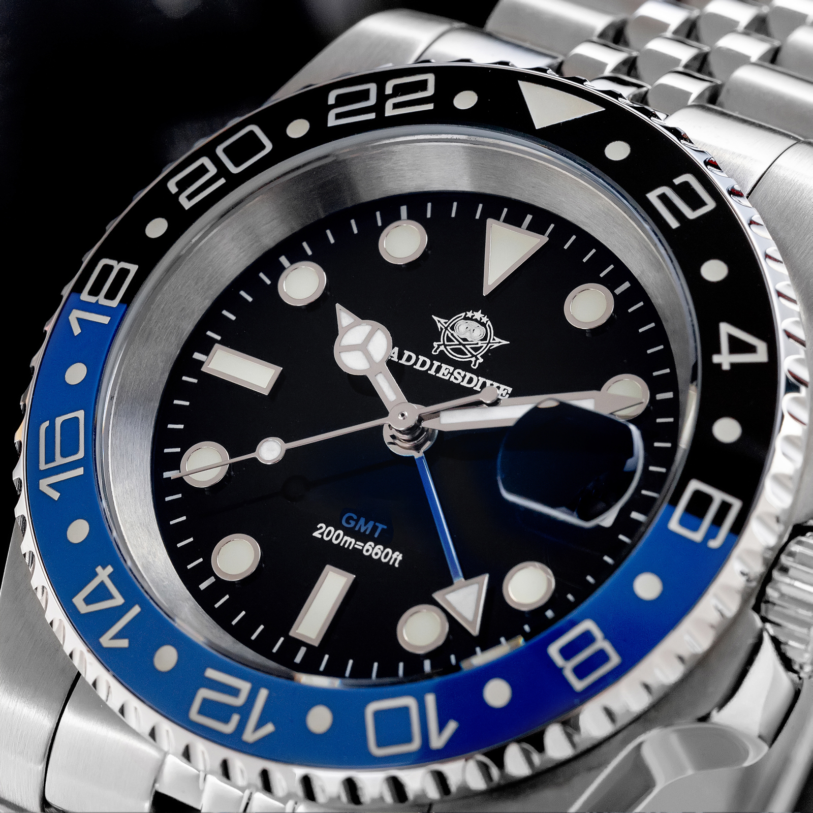 ADDIESDIVE AD2050 Luxury GMT W - Gmt Dual Timezone Watch recensie en prijs