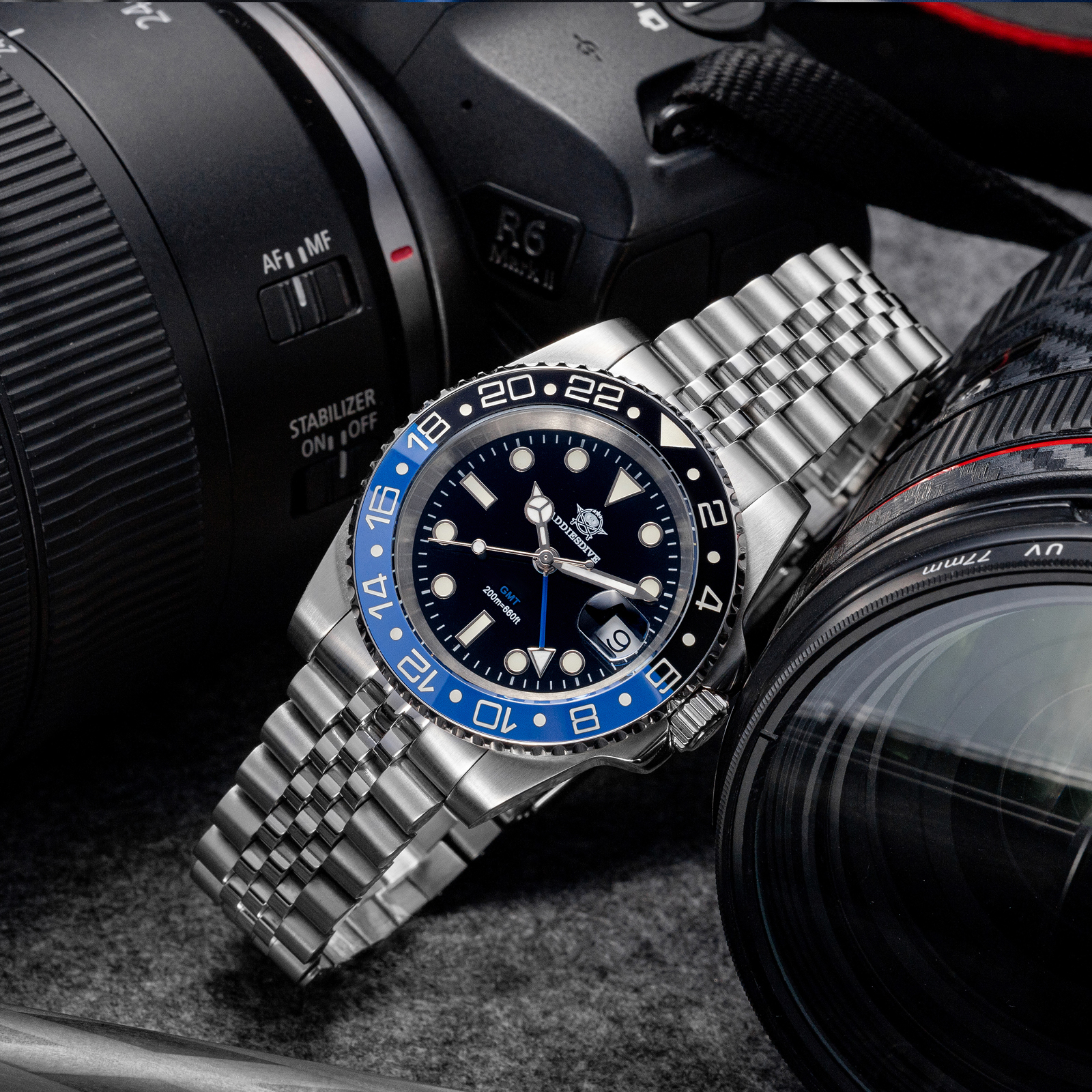ADDIESDIVE AD2050 Luxury GMT W - Gmt Dual Timezone Watch recensie en prijs